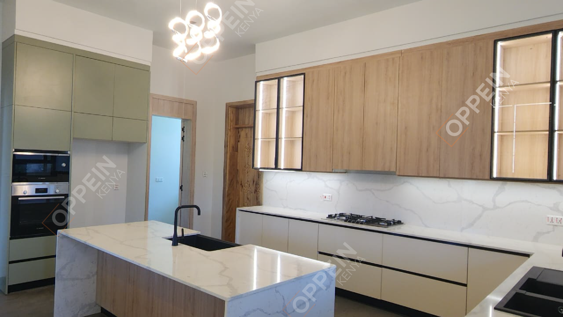 6 Bedroom Modern Contemporary House - Kitchen Cabinets, Walk-in Closet, Wardrobes by OPPEIN Kenya